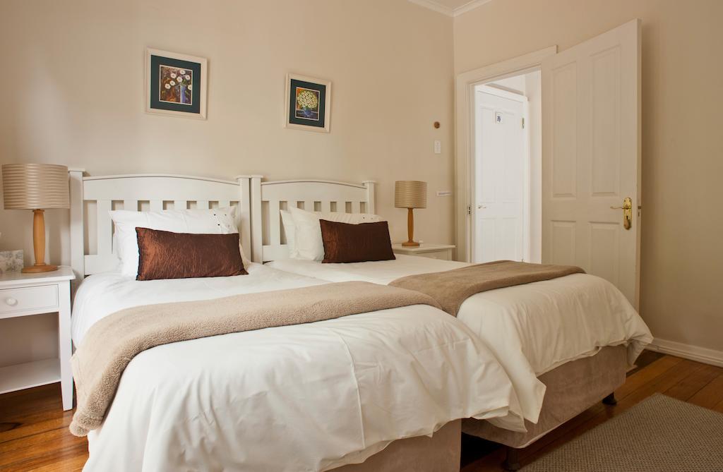 Squirrels Way Cottages เคปทาวน์ ห้อง รูปภาพ